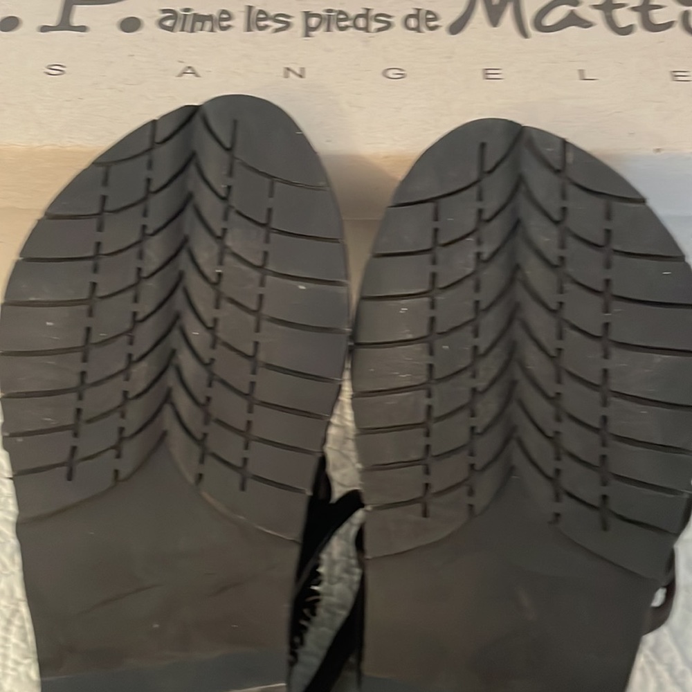 JP and Mattie black leather thong gladiator beaded sandal - Picture 6 of 9